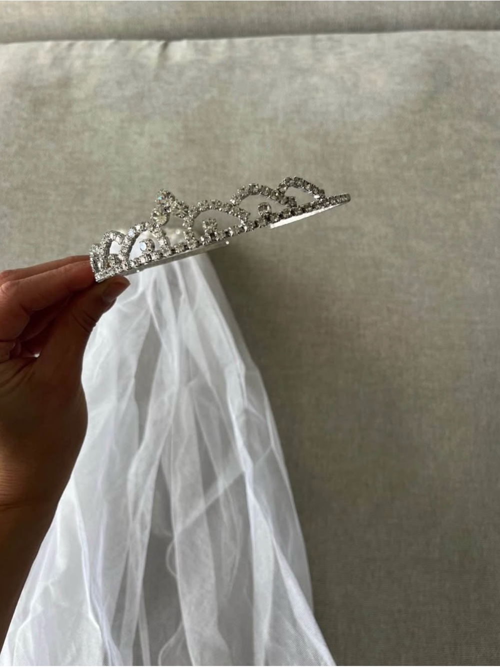 Veil & Rhinestone Tiara - Picture 2 of 4